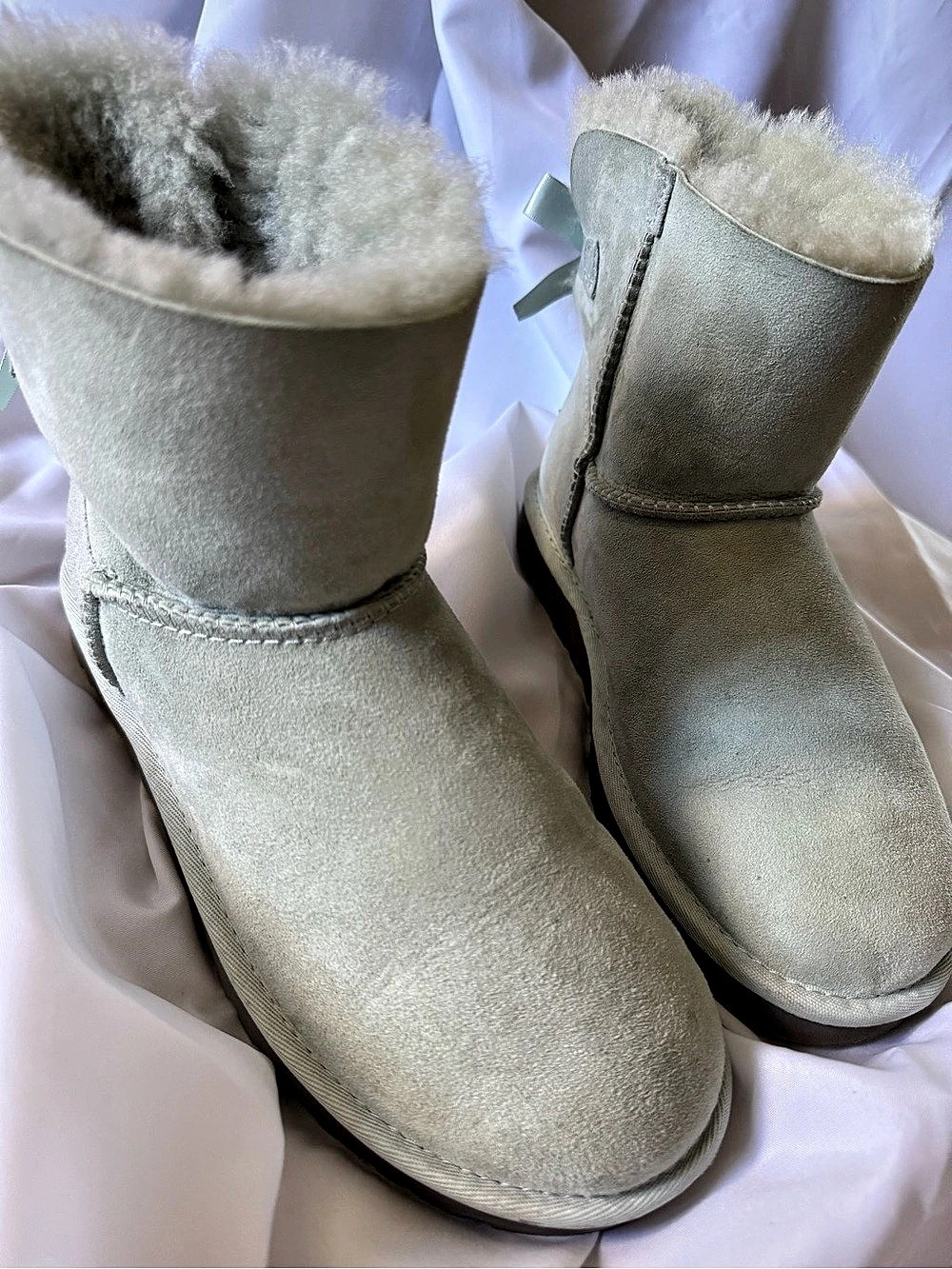 UGG Bailey Bow II Boots Green US 7 Like New